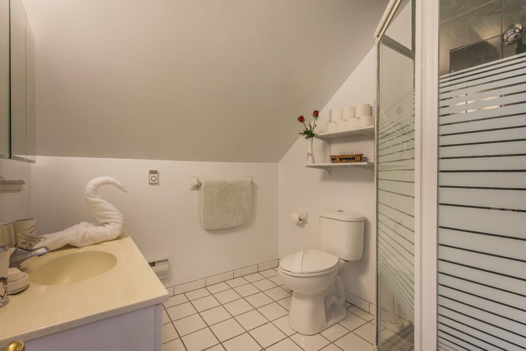 Rose Garden Bed And Breakfast Toronto Esterno foto